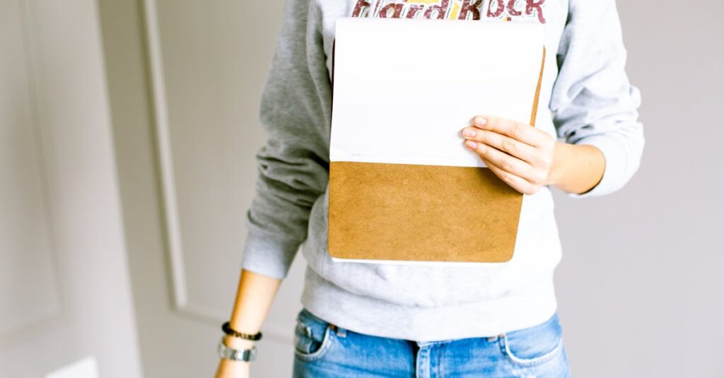 découvrez notre sélection de clipboard de haute qualité, parfaits pour l'organisation et la présentation de vos documents. idéaux pour les étudiants, professionnels et créatifs, nos clipboard allient praticité et style. explorez nos options dès maintenant !