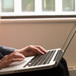 Comment établir une connexion et contrôler à distance votre Mac ? découvrez comment le contrôle à distance transforme votre expérience numérique. accédez à vos fichiers, applications et appareils de n'importe où, tout en assurant sécurité et efficacité. optimisez votre productivité grâce à des solutions d'accès à distance adaptées à vos besoins.