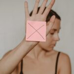 découvrez des astuces pratiques pour prévenir les troubles du sommeil et améliorer la qualité de votre repos. apprenez à créer un environnement propice au sommeil, à gérer le stress et à adopter des habitudes saines pour favoriser un sommeil réparateur.