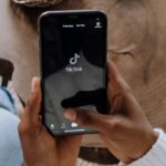 découvrez comment sauvegarder efficacement votre iphone pour protéger vos données précieuses. apprenez les meilleures méthodes de sauvegarde sur icloud et sur votre ordinateur, ainsi que des conseils pratiques pour restaurer facilement vos fichiers en cas de besoin.