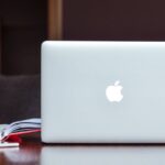Êtes-vous prêt à maîtriser votre MacBook : Par quoi commencer ? découvrez la puissance et l'élégance des macbook d'apple. parfaits pour les professionnels et les créatifs, ces ordinateurs portables allient performance, design raffiné et autonomie exceptionnelle. explorez les dernières technologies et les fonctionnalités innovantes qui facilitent votre quotidien.