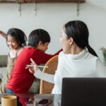 Pourquoi les ventilateurs de votre Mac se mettent-ils à ronronner et comment y remédier ? découvrez tout sur le bruit des ventilateurs : causes, solutions et conseils pour réduire le son afin d'améliorer votre confort. apprenez à identifier les problèmes de bruit et à choisir des ventilateurs plus silencieux.