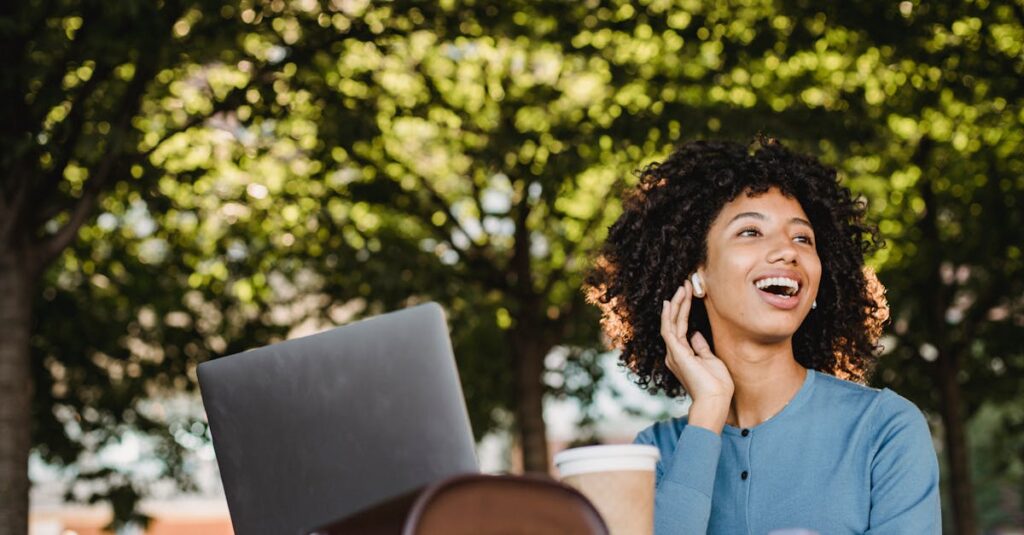 découvrez comment résoudre les problèmes de connexion avec vos airpods grâce à nos astuces pratiques. que vous rencontriez des déconnexions fréquentes ou des difficultés à appairer vos écouteurs, suivez nos conseils pour rétablir une expérience audio fluide et agréable.