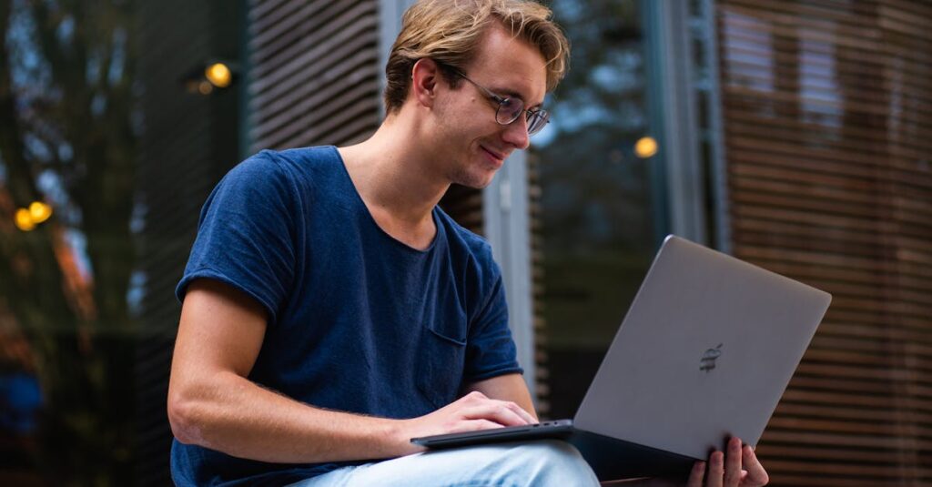 découvrez les meilleures alternatives à notepad++ pour mac ! explorez des éditeurs de code performants et adaptés à vos besoins en développement, avec des fonctionnalités innovantes et une interface conviviale.