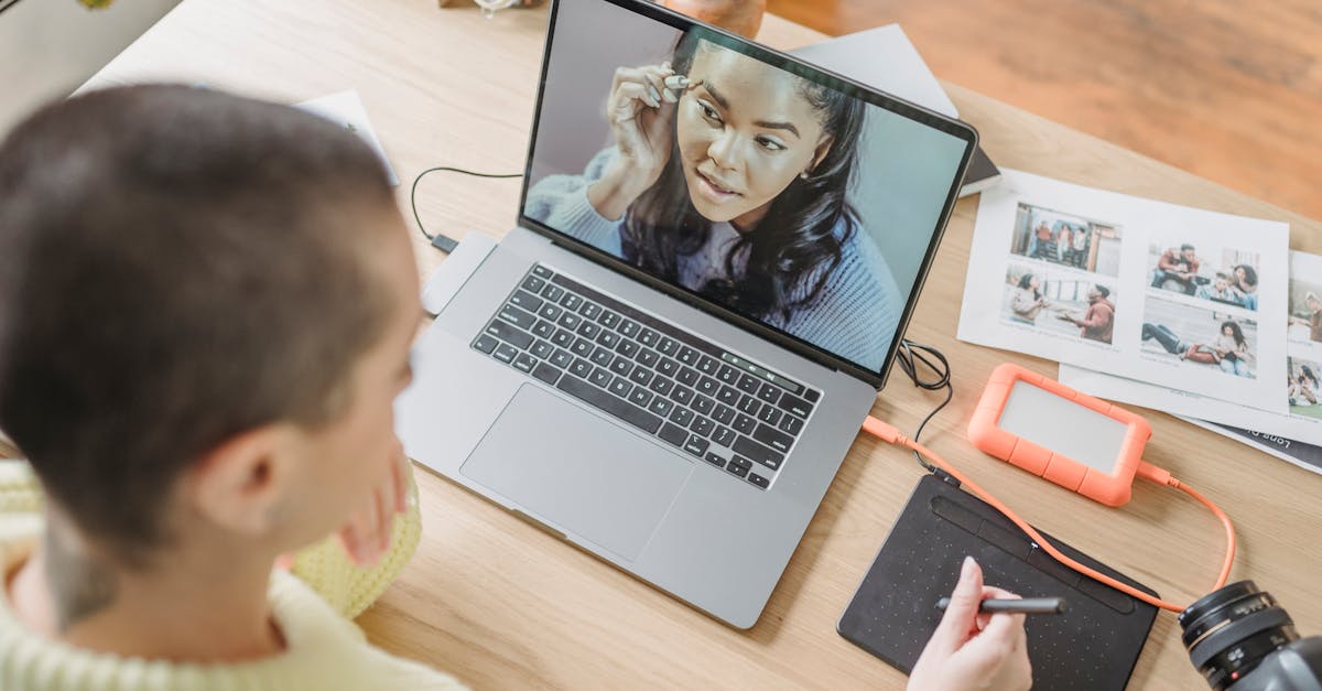 découvrez les solutions pour résoudre le problème de disque dur externe qui ne s'affiche pas sur mac. trouvez des astuces pratiques et des étapes simples pour reconnecter votre appareil et accéder à vos fichiers en un rien de temps.