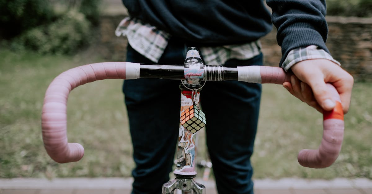 découvrez notre sélection unique de porte-clés, alliant fonctionnalité et style. parfaits pour garder vos clés en sécurité tout en ajoutant une touche personnelle à votre quotidien. idéal comme cadeau ou pour vous faire plaisir !