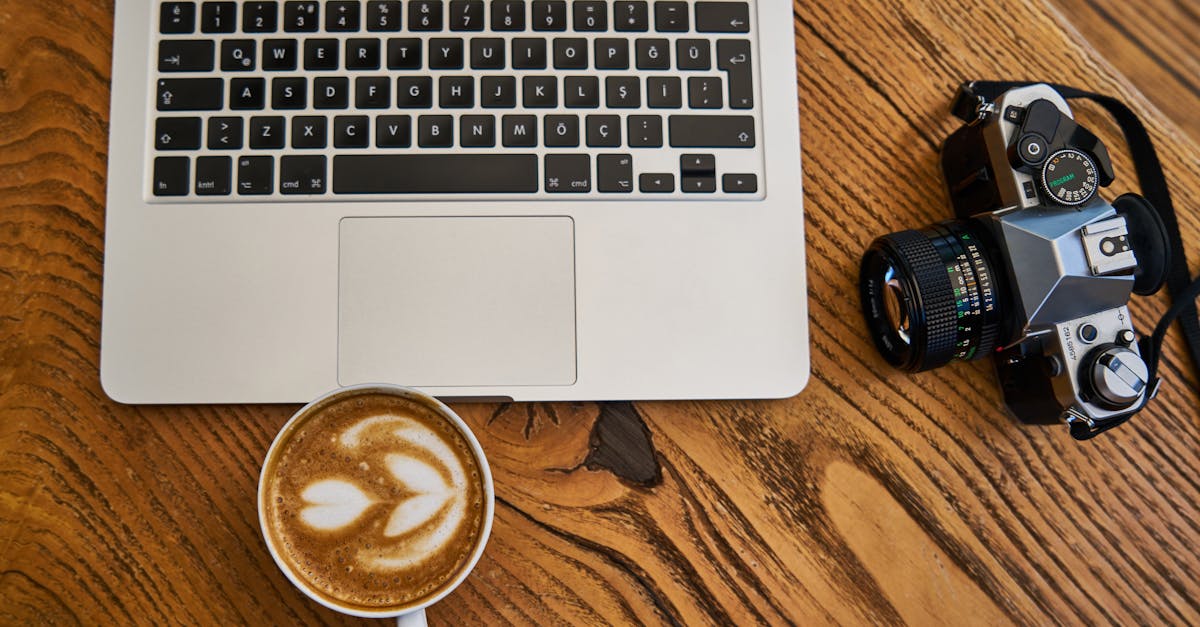 découvrez nos solutions pour résoudre les problèmes de caméra sur votre mac. suivez nos conseils pratiques pour identifier et corriger les dysfonctionnements, afin que vous puissiez profiter à nouveau de vos appels vidéo et enregistrements sans souci.