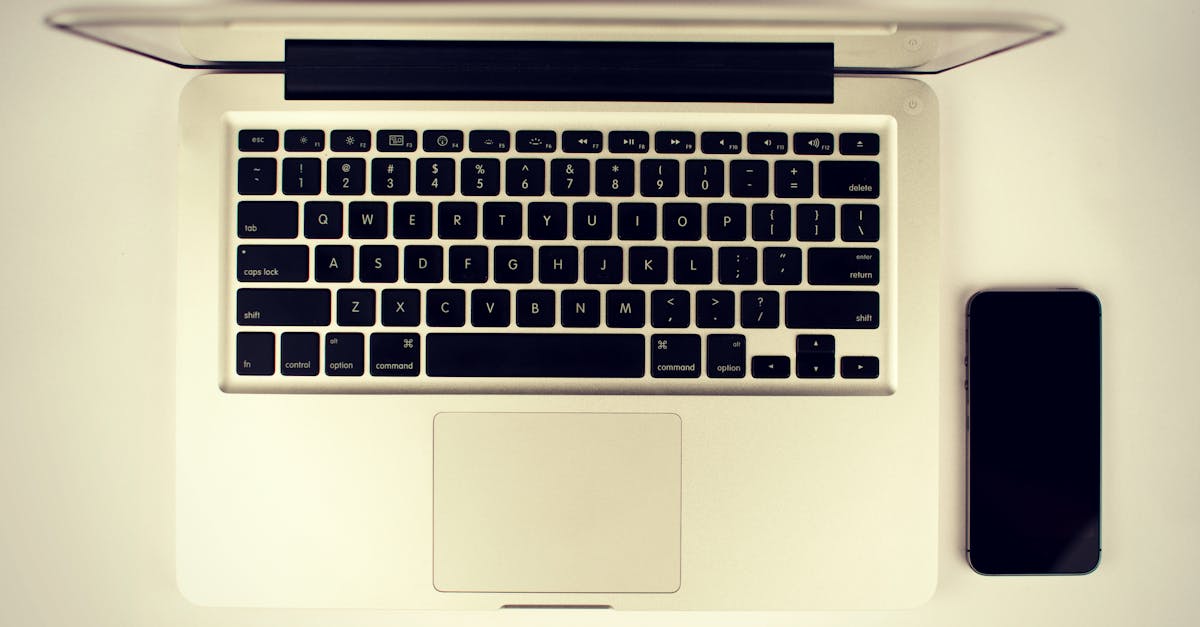 découvrez comment utiliser et ajuster les touches de volume sur votre mac. apprenez des astuces pour optimiser votre expérience audio et maîtriser les réglages du son rapidement et efficacement.