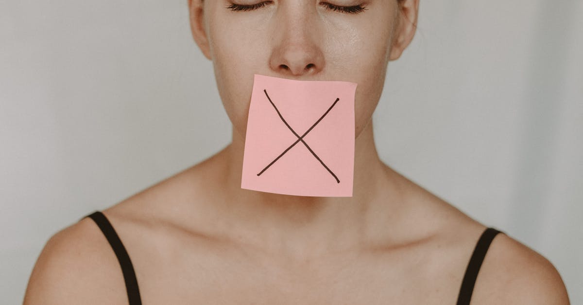 découvrez les raisons derrière l'erreur 'permission denied' et apprenez comment résoudre ce problème courant d'accès aux fichiers et répertoires. solutions simples et conseils pour gérer les permissions sur vos appareils.