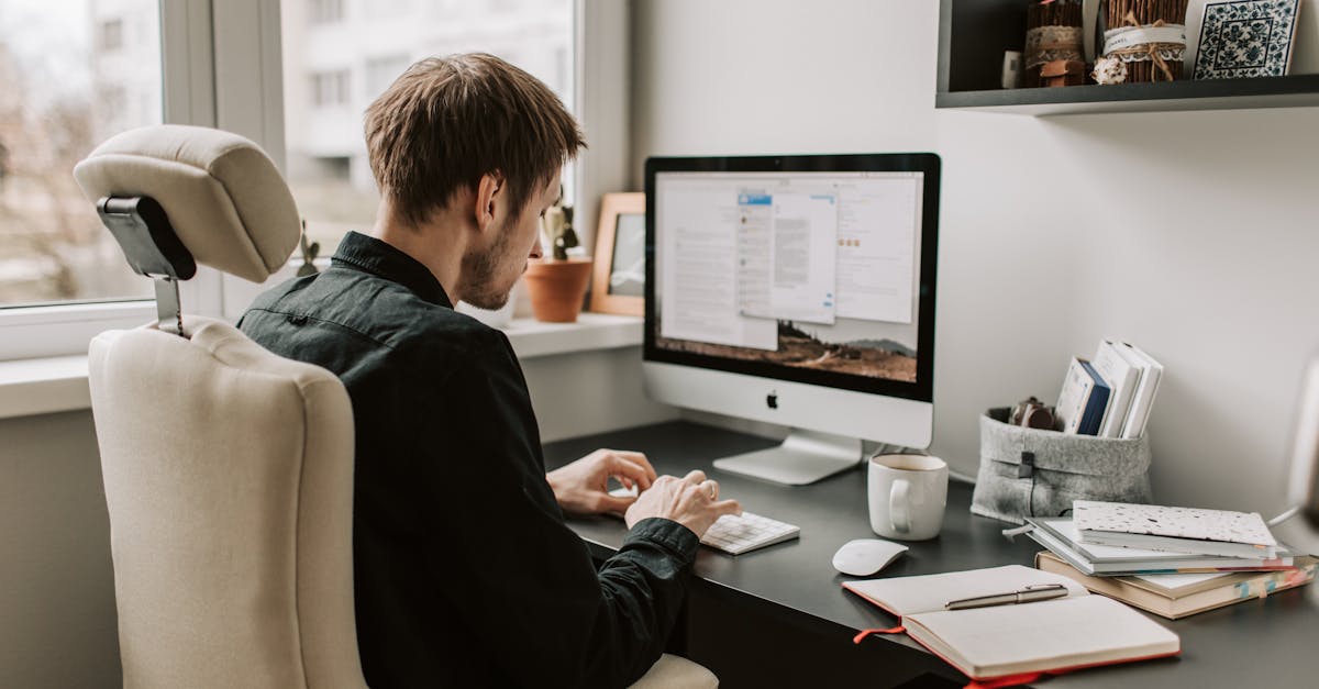 découvrez comment le télétravail est simplifié grâce à l'accès à distance, permettant une connexion sécurisée et efficace à vos ressources et systèmes, où que vous soyez.