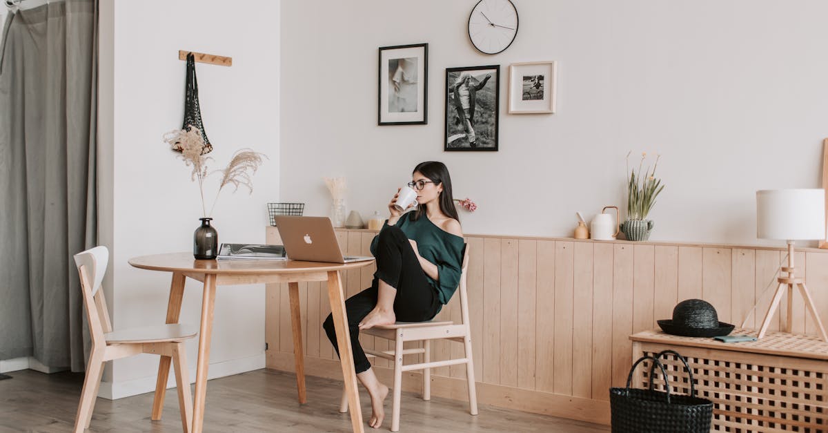 découvrez les avantages de l'accès à distance : travaillez de n'importe où, gagnez en flexibilité et assurez une productivité maximale grâce à des solutions sécurisées et fiables. accédez à vos ressources en toute simplicité, que ce soit pour le télétravail ou la gestion à distance.
