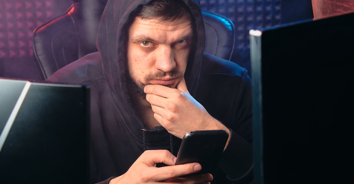 découvrez les différentes arnaques qui existent aujourd'hui, apprenez à les identifier et à vous en protéger. informez-vous sur les méthodes utilisées par les fraudeurs et comment éviter de tomber dans leurs pièges.