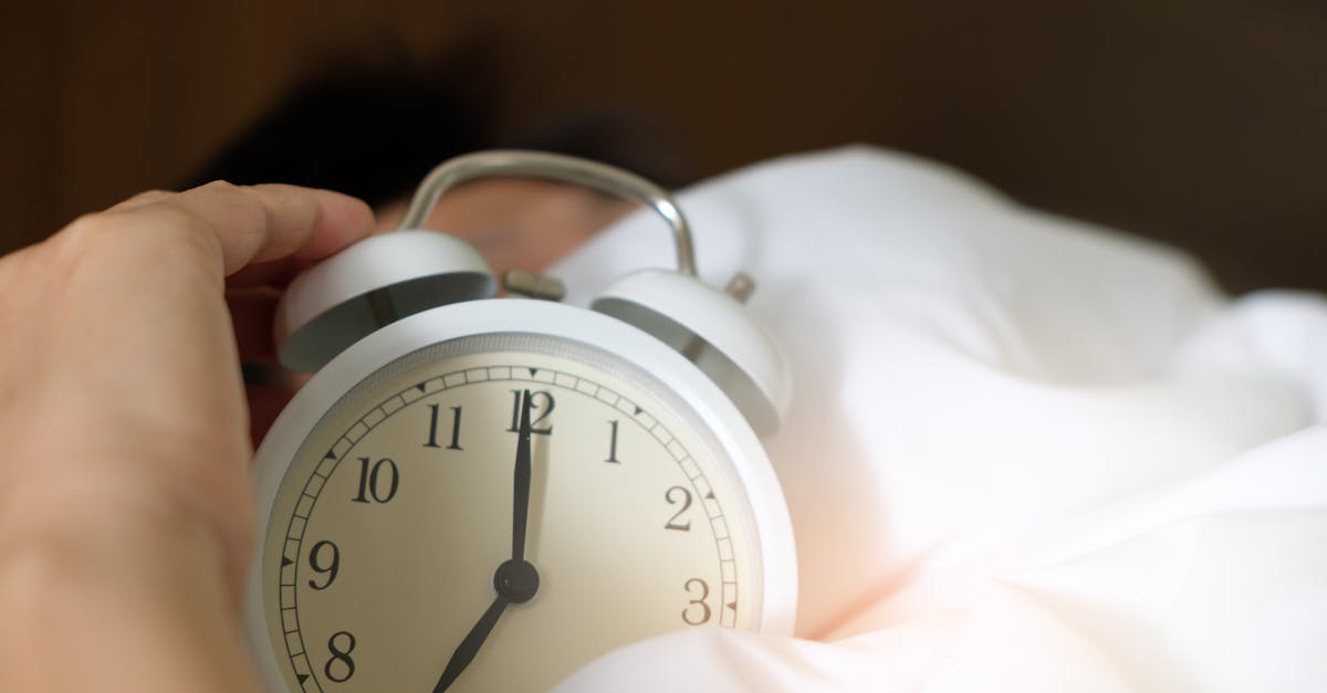 découvrez comment ajuster vos paramètres de sommeil pour améliorer la qualité de votre repos. explorez des conseils pratiques et des astuces pour optimiser votre environnement de sommeil et favoriser un endormissement rapide.