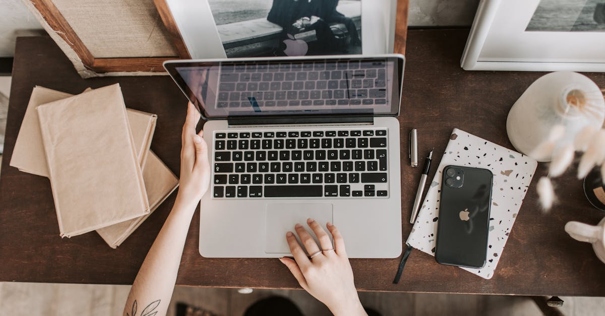 découvrez les meilleures réductions et offres spéciales pour étudiants qui vous permettent d'économiser sur vos achats. profitez de tarifs avantageux sur les vêtements, la technologie et bien plus encore grâce à des réductions exclusives réservées aux étudiants.