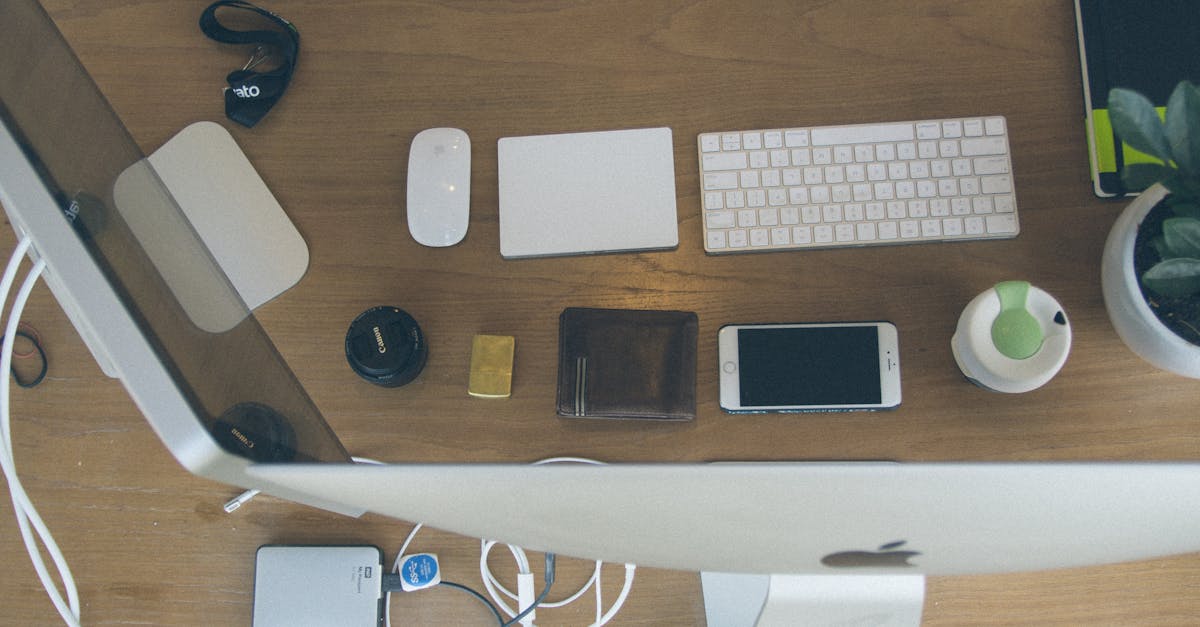 découvrez l'univers des trackpads, ces dispositifs de pointage innovants qui révolutionnent votre expérience informatique. apprenez à tirer le meilleur parti de cet outil essentiel pour naviguer avec fluidité et précision sur vos appareils. idéal pour les utilisateurs de portables, le trackpad allie confort et efficacité!