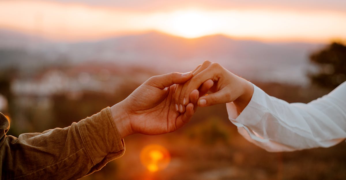 découvrez l'importance de la confiance dans les relations personnelles et professionnelles. apprenez comment instaurer et maintenir la confiance avec des conseils pratiques et des stratégies efficaces.