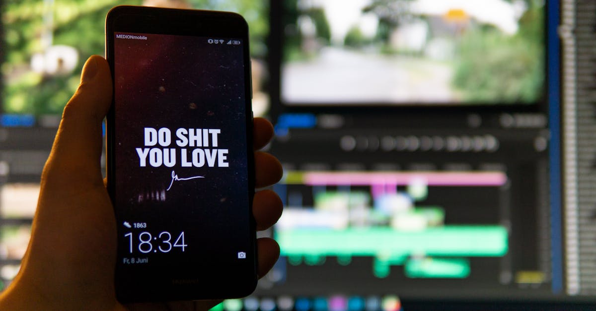 découvrez l'art du montage vidéo avec nos astuces et techniques. apprenez à transformer vos séquences brutes en productions captivantes grâce à des conseils pratiques et des outils adaptés. que vous soyez débutant ou professionnel, trouvez l'inspiration pour vos projets vidéo.
