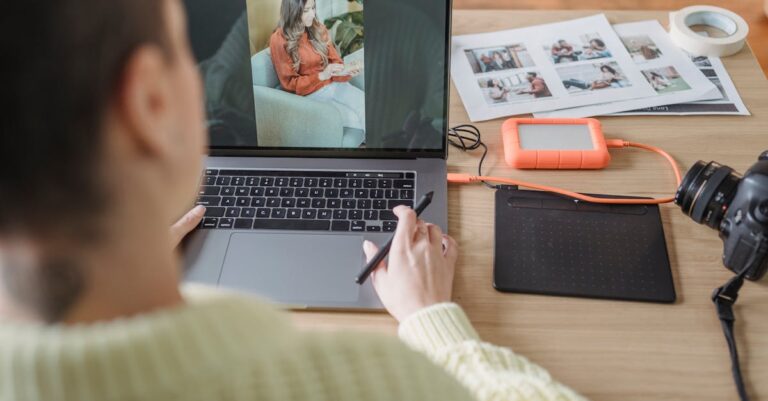 découvrez notre sélection de disques durs externes, idéaux pour le stockage de vos données. profitez d'une grande capacité de mémoire, de vitesses de transfert rapides et d'une connectivité facile pour sauvegarder et protéger vos fichiers essentiels.