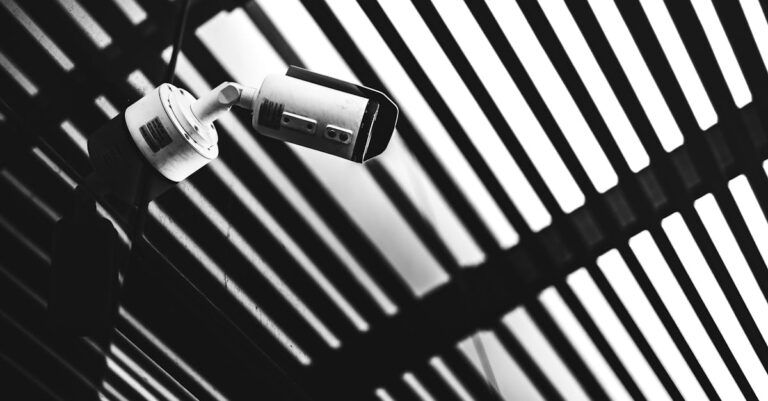 découvrez la protection de l'intégrité système, une fonctionnalité essentielle qui garantit la sécurité et la stabilité de votre système d'exploitation en bloquant les modifications non autorisées. apprenez comment cela fonctionne et pourquoi il est crucial pour la protection de vos données.