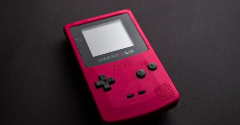 découvrez l'univers captivant du retrogaming, plongez dans les jeux vidéo classiques qui ont marqué l'histoire et revivez des souvenirs inoubliables grâce à des consoles emblématiques et des titres mythiques.