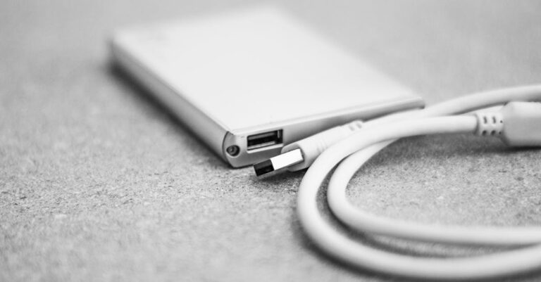 découvrez des solutions efficaces pour accéder à votre disque dur externe. optimisez le transfert de fichiers et améliorez la gestion de vos données avec nos conseils et astuces pratiques.