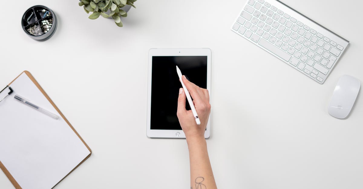 découvrez les causes et solutions pour le problème de l'écran noir. apprenez à diagnostiquer les erreurs courantes de votre appareil et trouvez des conseils pratiques pour restaurer l'affichage de votre écran rapidement et efficacement.