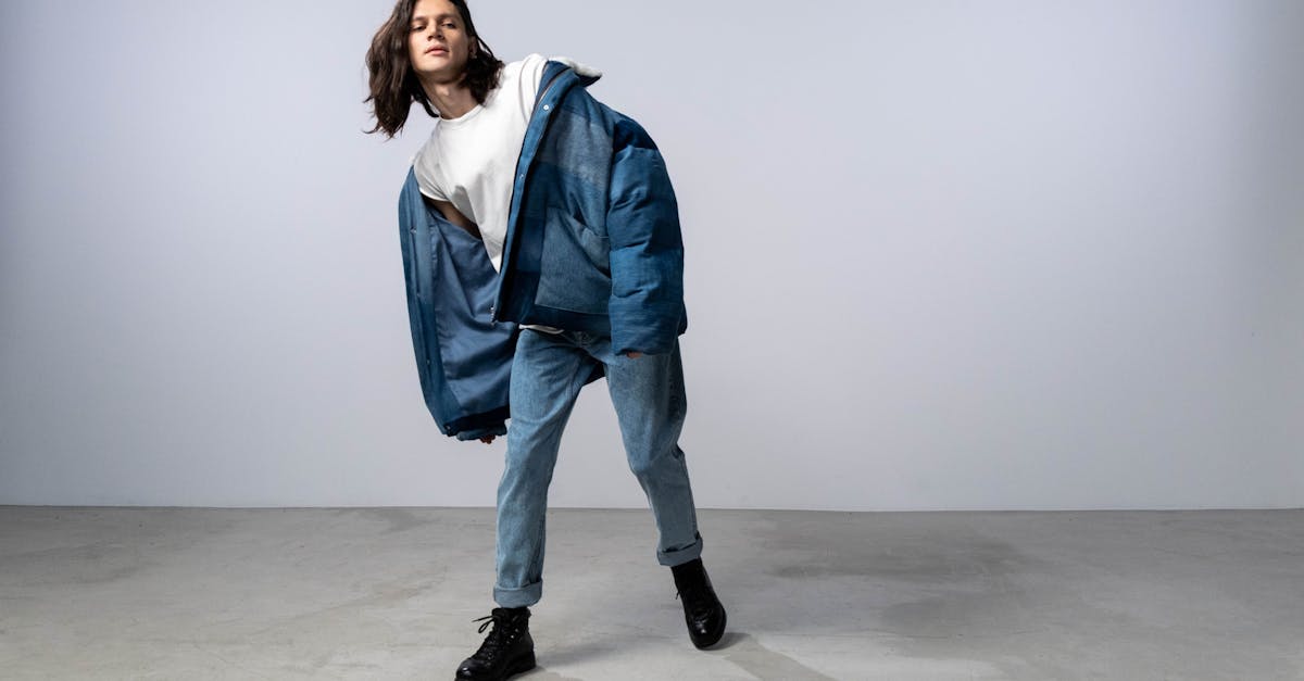 découvrez notre collection de boots élégantes et confortables, parfaites pour toutes les saisons. explorez des styles variés, des matériaux de qualité et des designs tendance pour compléter votre garde-robe.