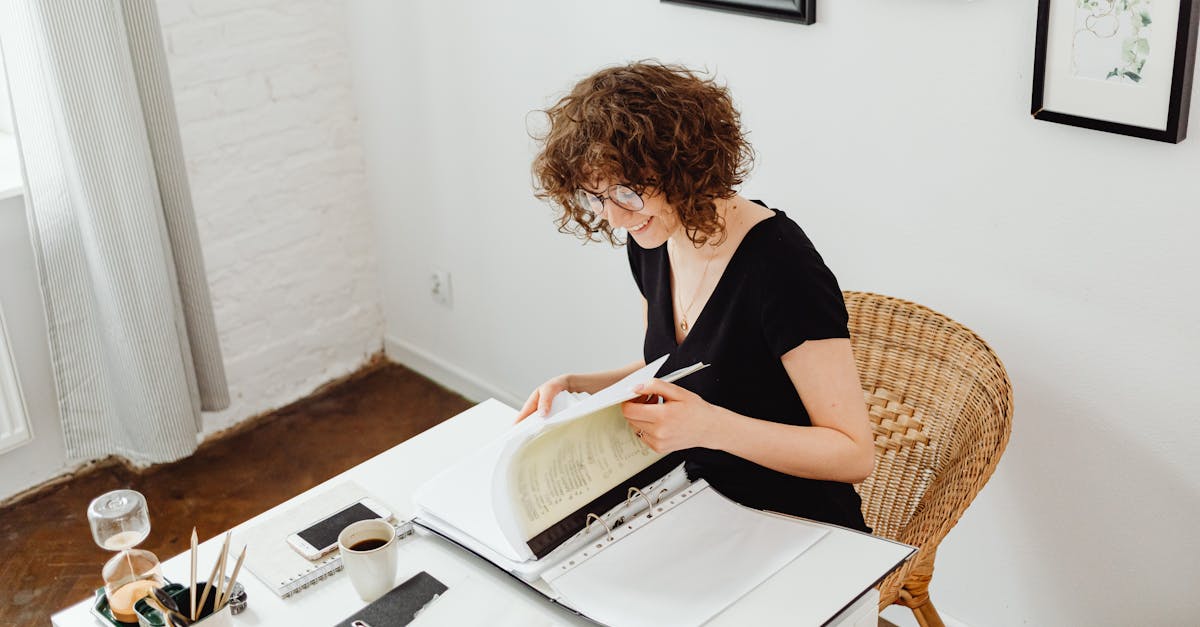 découvrez les meilleures pratiques pour l'organisation de vos fichiers. optimisez votre espace de travail, facilitez l'accès à vos documents et améliorez votre efficacité grâce à une méthode d'archivage adaptée.