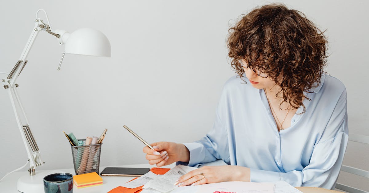 découvrez des stratégies efficaces de gestion financière pour optimiser vos investissements, réduire vos dépenses et atteindre vos objectifs financiers. informez-vous sur les meilleures pratiques et outils pour une gestion de vos finances personnelles et professionnelles réussie.