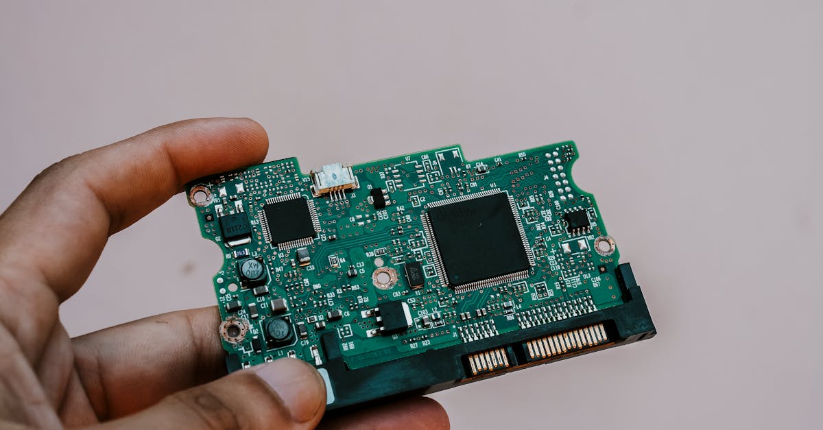 découvrez tout sur le firmware : définition, importance, mise à jour et conseils pour optimiser les performances de vos appareils électroniques. informez-vous sur les dernières tendances et technologies en matière de firmware.