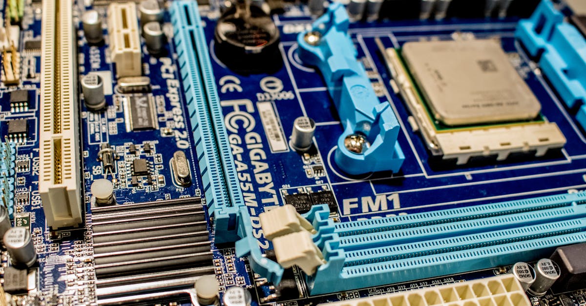 découvrez tout sur les cartes mères : leurs fonctions, types, et comment choisir la meilleure pour votre pc. informez-vous sur les derniers modèles et technologies pour optimiser vos performances.