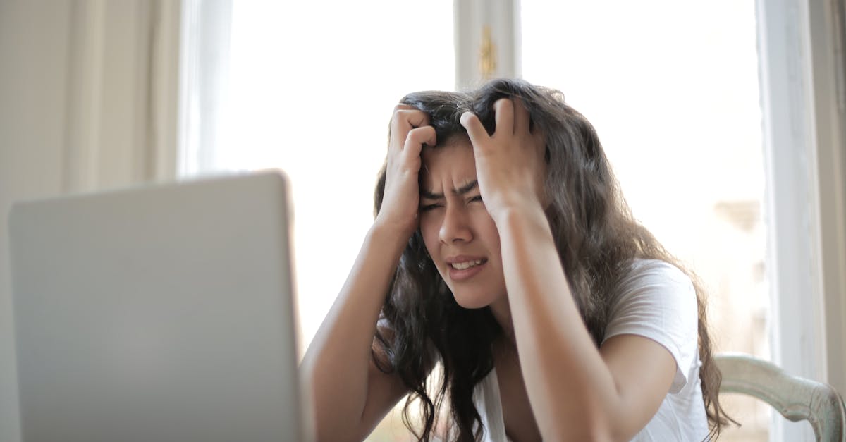 découvrez le télétravail : ses avantages, ses défis et comment optimiser votre productivité. adaptez votre espace de travail à domicile et explorez les meilleures pratiques pour réussir en tant que télétravailleur.