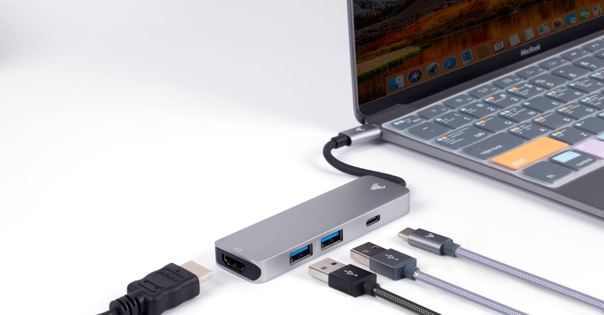 découvrez tout sur les ports usb : types, utilisations, vitesses de transfert et avantages. optimisez votre connectivité avec nos conseils et astuces sur les technologies usb les plus récentes.