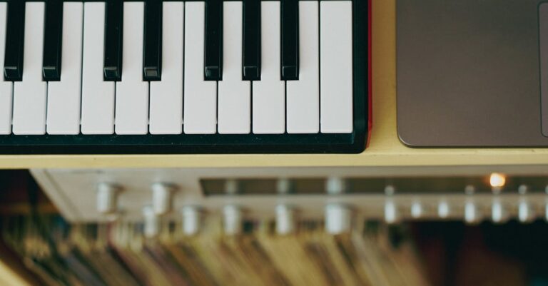 découvrez les touches de fonction de volume : apprenez à utiliser efficacement les commandes de volume sur vos appareils électroniques pour une expérience sonore optimale. optimisez votre confort auditif avec nos conseils pratiques et astuces.