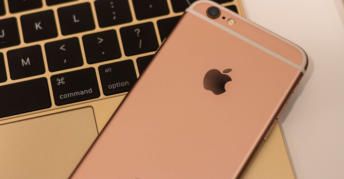 découvrez tout ce qu'il faut savoir sur la touche command de votre clavier. apprenez comment cette touche essentielle peut optimiser votre productivité sur mac et d'autres systèmes. des astuces et des raccourcis pour tirer le meilleur parti de votre expérience informatique vous attendent.