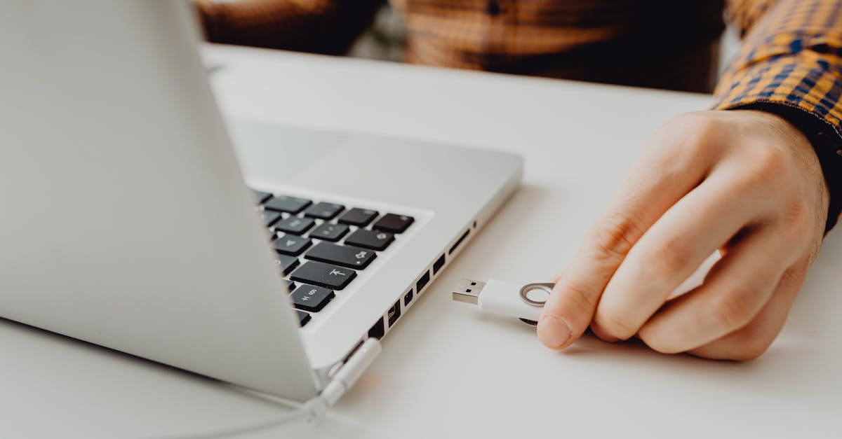 découvrez nos solutions de transfert de fichiers sécurisées et efficaces. que ce soit pour des fichiers volumineux ou des envois rapides, gérez vos transferts en toute simplicité et protégez vos données grâce à des options avancées. optimisez vos échanges professionnels dès aujourd'hui!