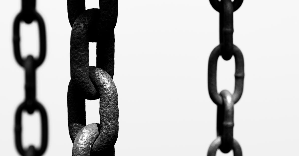 découvrez tout sur les liens symboliques : qu'est-ce que c'est, comment les créer et les utiliser efficacement sur vos systèmes. apprenez à optimiser vos répertoires et à gérer vos fichiers avec des astuces pratiques.