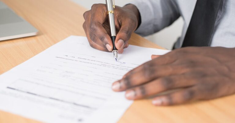 découvrez comment résoudre les erreurs d'application courantes avec nos conseils pratiques et solutions efficaces. améliorez votre expérience utilisateur en éliminant les bogues et en optimisant vos applications.