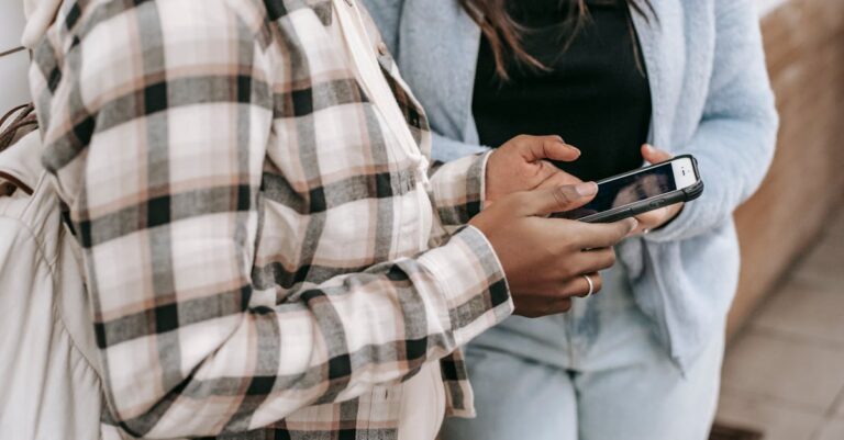 découvrez tout sur la connexion d'accessoires : astuces, guides et conseils pour optimiser vos équipements. apprenez à relier facilement vos dispositifs et améliorez votre expérience technologique.