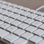 découvrez comment créer une clé usb bootable facilement pour installer des systèmes d'exploitation ou dépanner votre ordinateur. suivez nos instructions étape par étape et préparez votre clé usb pour démarrer sur n'importe quel appareil.