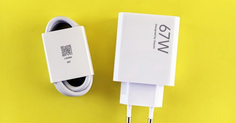 découvrez la technologie de charge rapide qui vous permet de recharger vos appareils en un temps record. profitez d'une puissance optimisée et d'une efficacité maximale pour ne jamais manquer d'énergie. chargez rapidement et reprenez l'utilisation de vos appareils en toute simplicité.