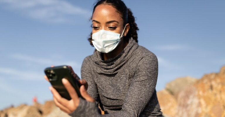 découvrez les meilleures applications de fitness qui vous aideront à atteindre vos objectifs de santé et de forme physique. que vous souhaitiez perdre du poids, renforcer vos muscles ou améliorer votre endurance, ces apps offrent des programmes personnalisés, des suivis de performances et des conseils d'experts. transformez votre routine d'exercice avec la technologie à portée de main!