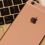 L’iPhone de 1986 : et si Apple avait inventé le smartphone il y a 20 ans ? découvrez l'iphone, un smartphone révolutionnaire qui allie design élégant, performances puissantes et innovations technologiques. explorez ses fonctionnalités avancées, sa caméra exceptionnelle et son écosystème intégré pour une expérience mobile inégalée.