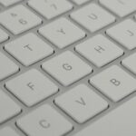 découvrez notre sélection de claviers de haute qualité adaptés à tous vos besoins, que ce soit pour le jeu, le travail ou la création. améliorez votre expérience de frappe avec des options ergonomiques et rétroéclairées.