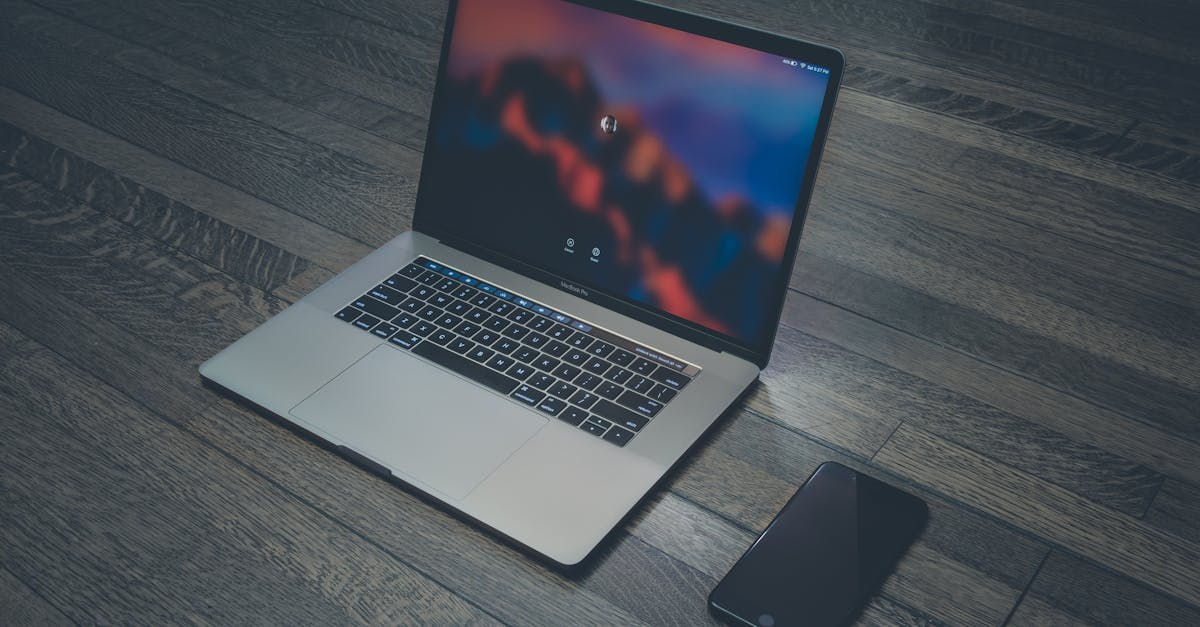 découvrez le macbook, l'ordinateur portable d'apple alliant performance, design élégant et autonomie impressionnante. parfait pour les professionnels et les créatifs, il offre une expérience fluide et intuitive, que ce soit pour le travail ou le divertissement.