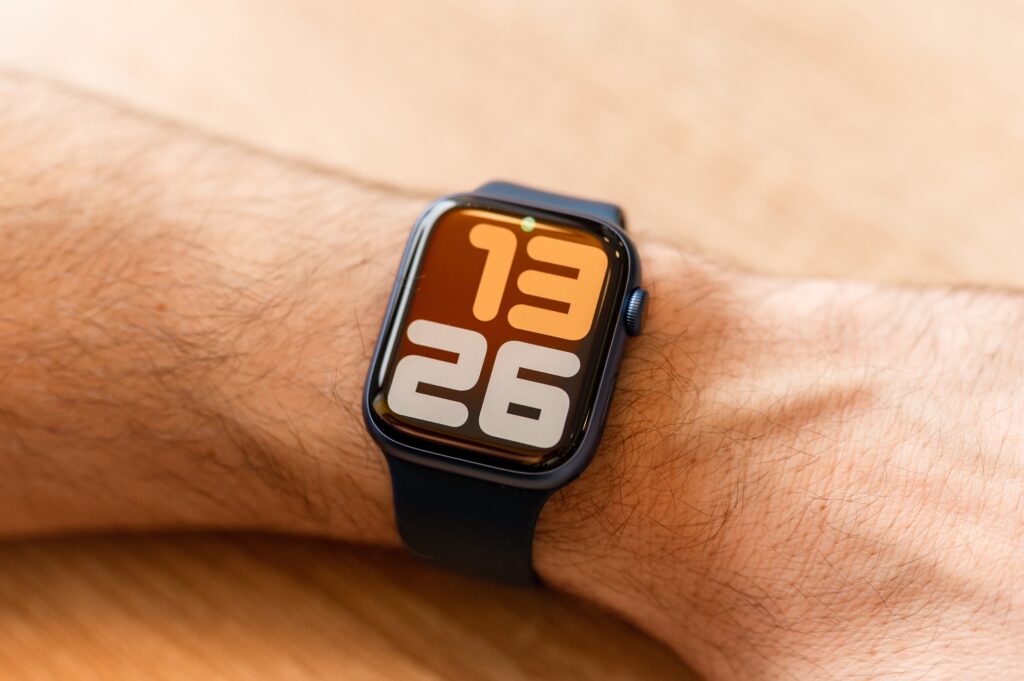 Image illustrant Illustration pour Synchronisation photo et multimédia approfondie sur Apple Watch dans le contexte de Illustration pour Synchronisation photo et multimédia approfondie sur Apple Watch