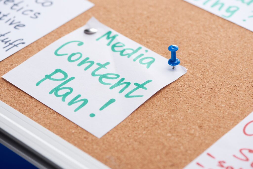 Illustration pour Later : planifiez stratégiquement votre contenu pour maximiser l'engagement