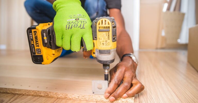 découvrez nos services d'installation professionnels pour tous vos besoins. que ce soit pour des équipements électroniques, des systèmes de plomberie, ou des aménagements intérieurs, notre équipe d'experts est là pour vous garantir une mise en place efficace et rapide. profitez d'un service de qualité pour améliorer votre espace de vie!