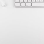 5 fonds d’écran minimalistes à télécharger pour iPhone découvrez l'essence du minimalisme avec nos conseils et inspirations pour un style de vie épuré. apprenez à désencombrer votre espace et à apprécier la beauté de la simplicité.