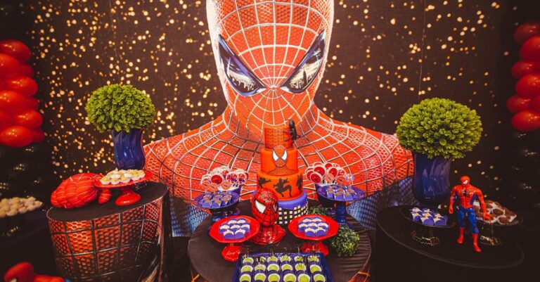 découvrez l'univers épique des avengers, où des super-héros emblématiques s'unissent pour sauver le monde face à des menaces redoutables. plongez dans des aventures palpitantes, des combats spectaculaires et des intrigues captivantes qui vous tiendront en haleine.